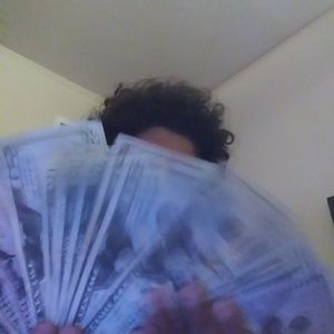 Meet your Posher, Tay